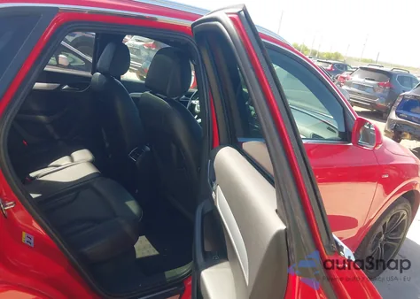 2016 Audi Q3 2.0T Premium Plus z USA, uszkodzony, nr VIN WA1GFCFS0GR014133